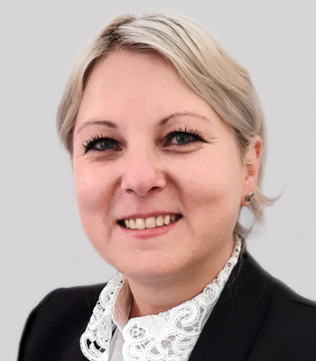 Mrs Laura Larisa Bujoreanu - Practice Manager